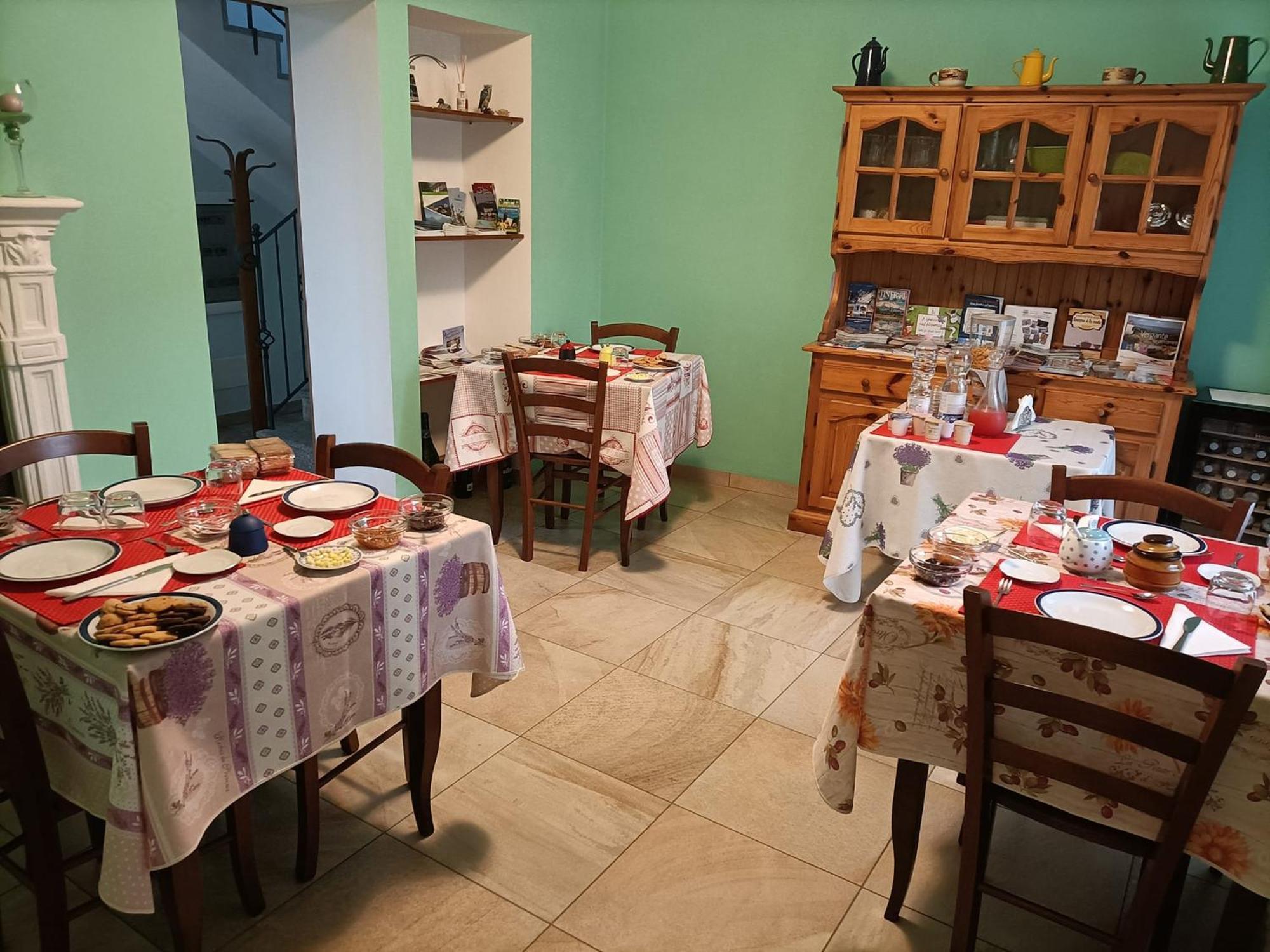 Le Colline Di Maggiora B&B Экстерьер фото